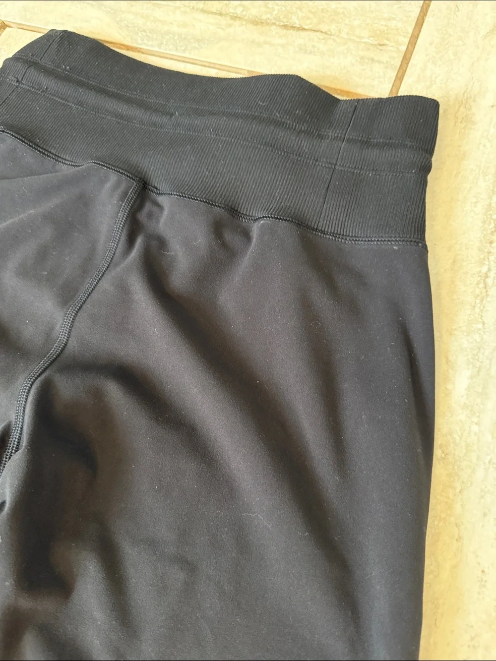 Vuori Daily Leggings Black High-Rise Drawstring - Picture 14 of 16